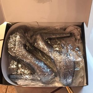 G By Guess High Heels